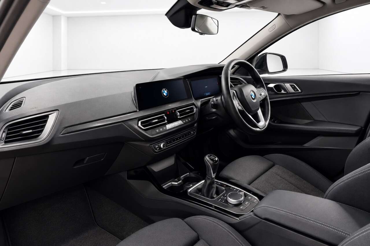 2022 BMW 1 SERIES 2022 BMW 1 SERIES