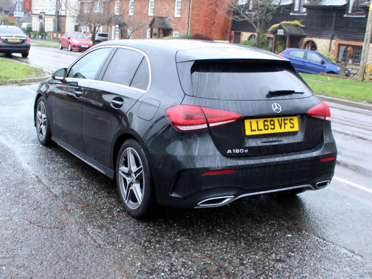 A 2019 MERCEDES-BENZ A CLASS 1.5 A180d AMG Line (Executive) Hatchback 5dr Diesel 7G-DCT Euro 6 (s/s) (116 ps) A 2019 MERCEDES-BENZ A CLASS 1.5 A180d AMG Line (Executive) Hatchback 5dr Diesel 7G-DCT Euro 6 (s/s) (116 ps)