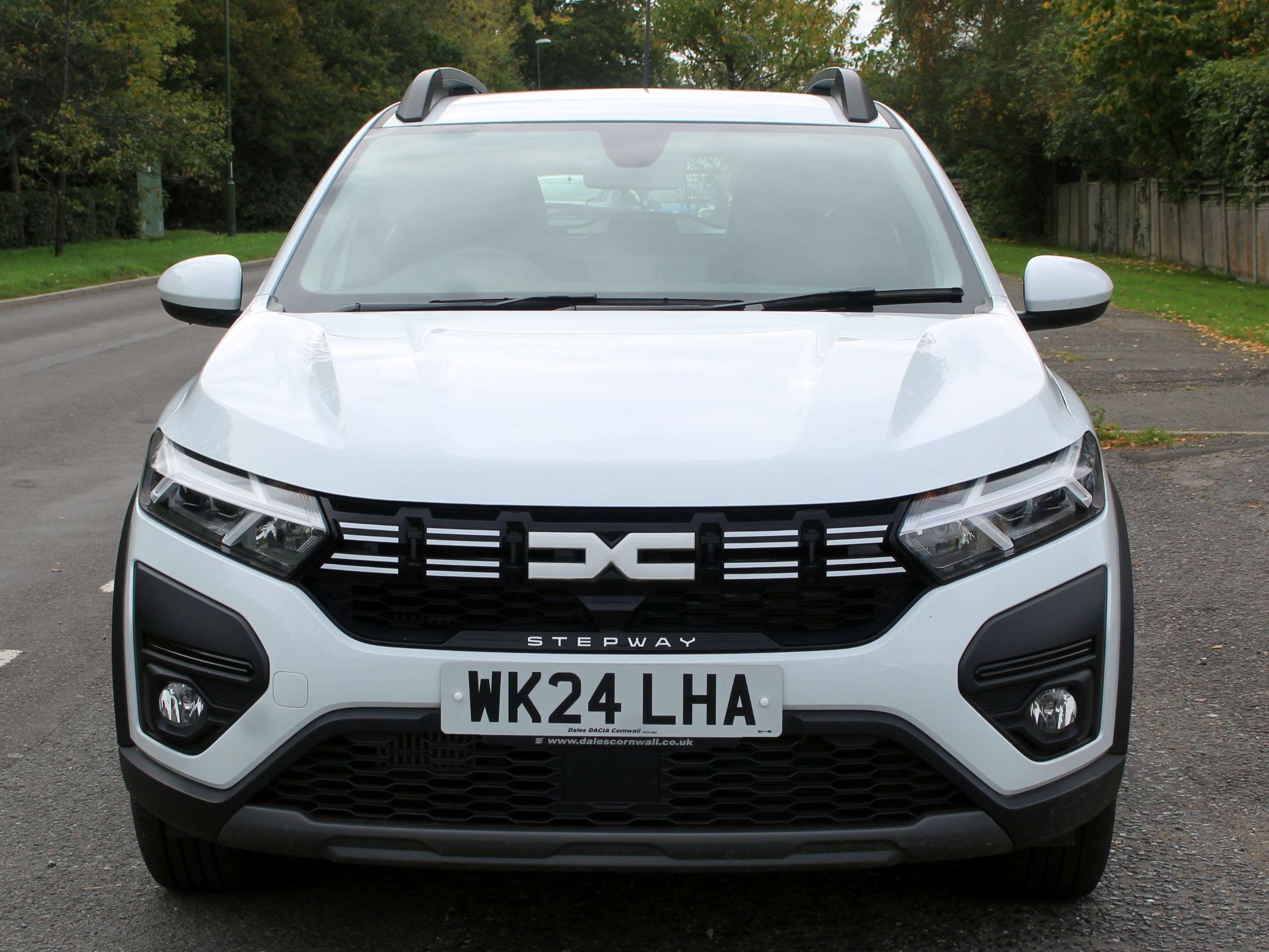 A 2024 DACIA SANDERO STEPWAY 1.0 TCe Expression Hatchback 5dr Petrol Manual Euro 6 (s/s) (90 ps) A 2024 DACIA SANDERO STEPWAY 1.0 TCe Expression Hatchback 5dr Petrol Manual Euro 6 (s/s) (90 ps)