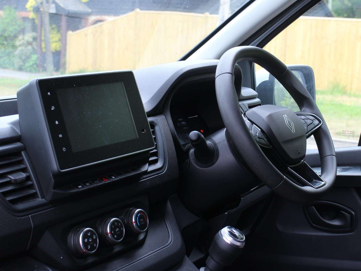 2024 RENAULT TRAFIC 2024 RENAULT TRAFIC