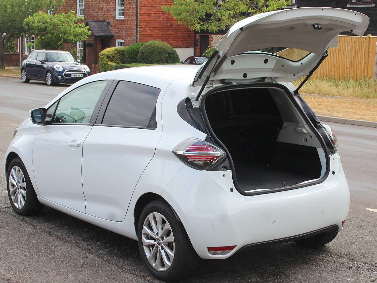 2021 RENAULT ZOE 2021 RENAULT ZOE