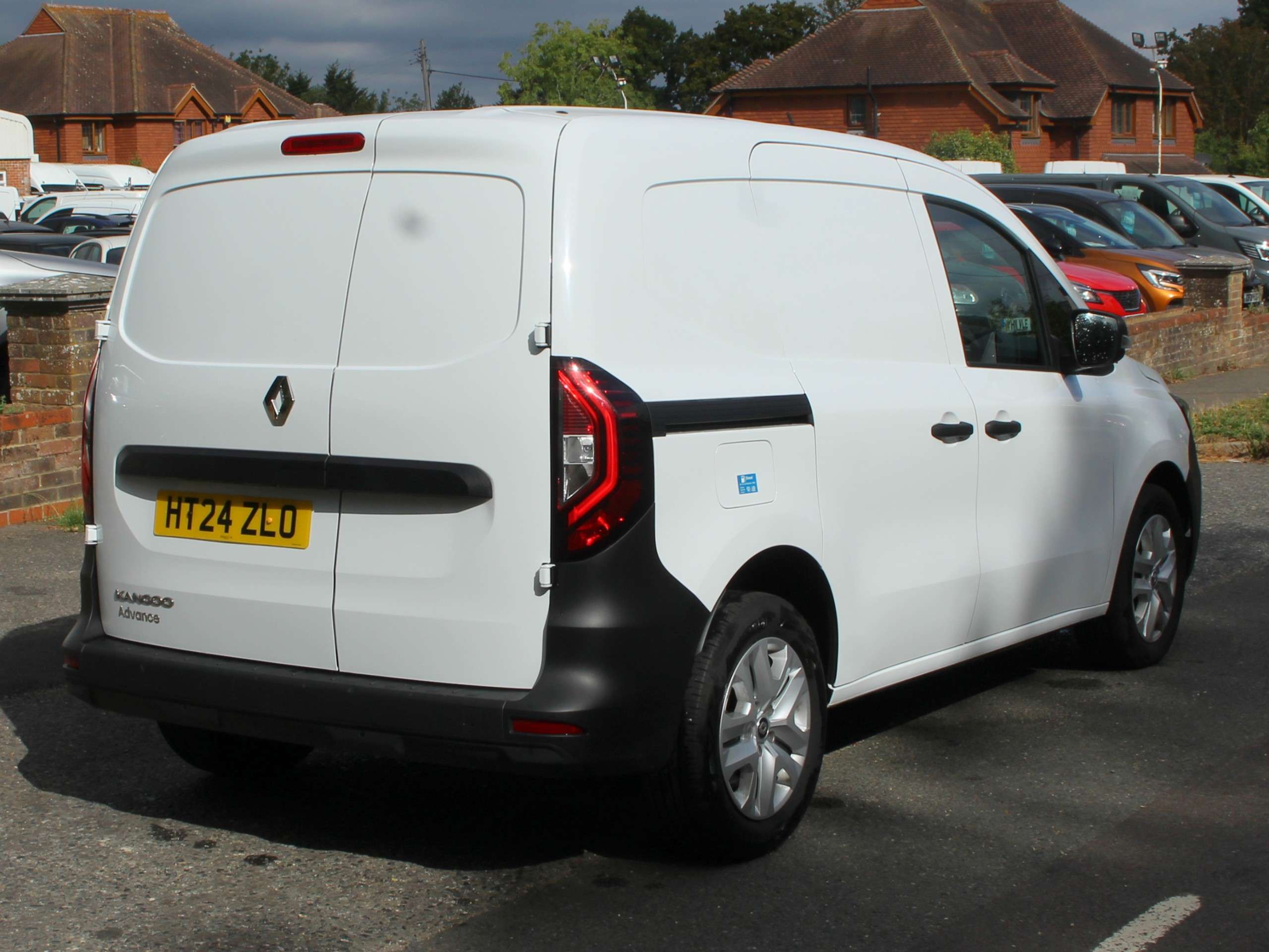 2024 RENAULT KANGOO 2024 RENAULT KANGOO