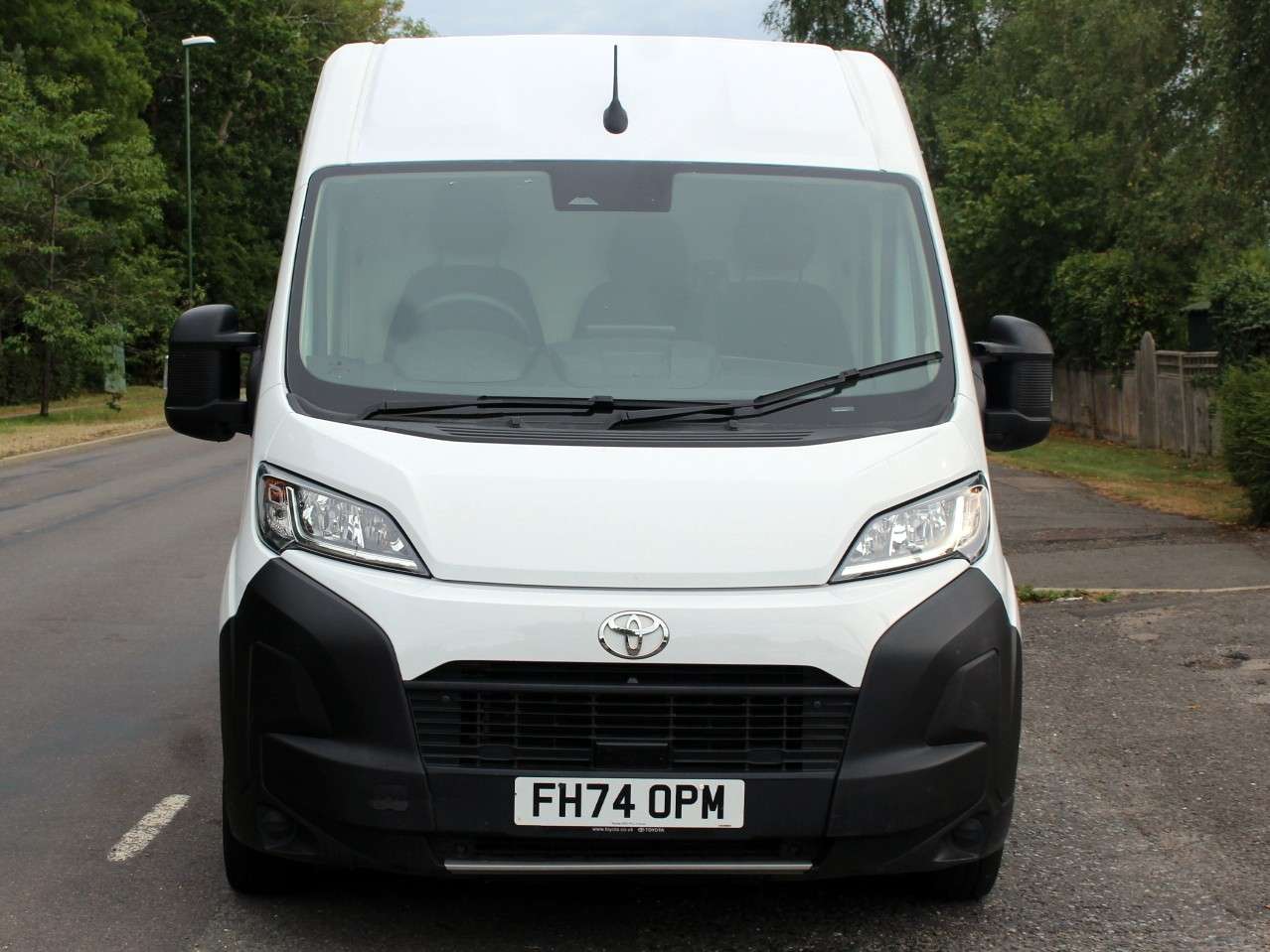 2025 TOYOTA PROACE 2025 TOYOTA PROACE
