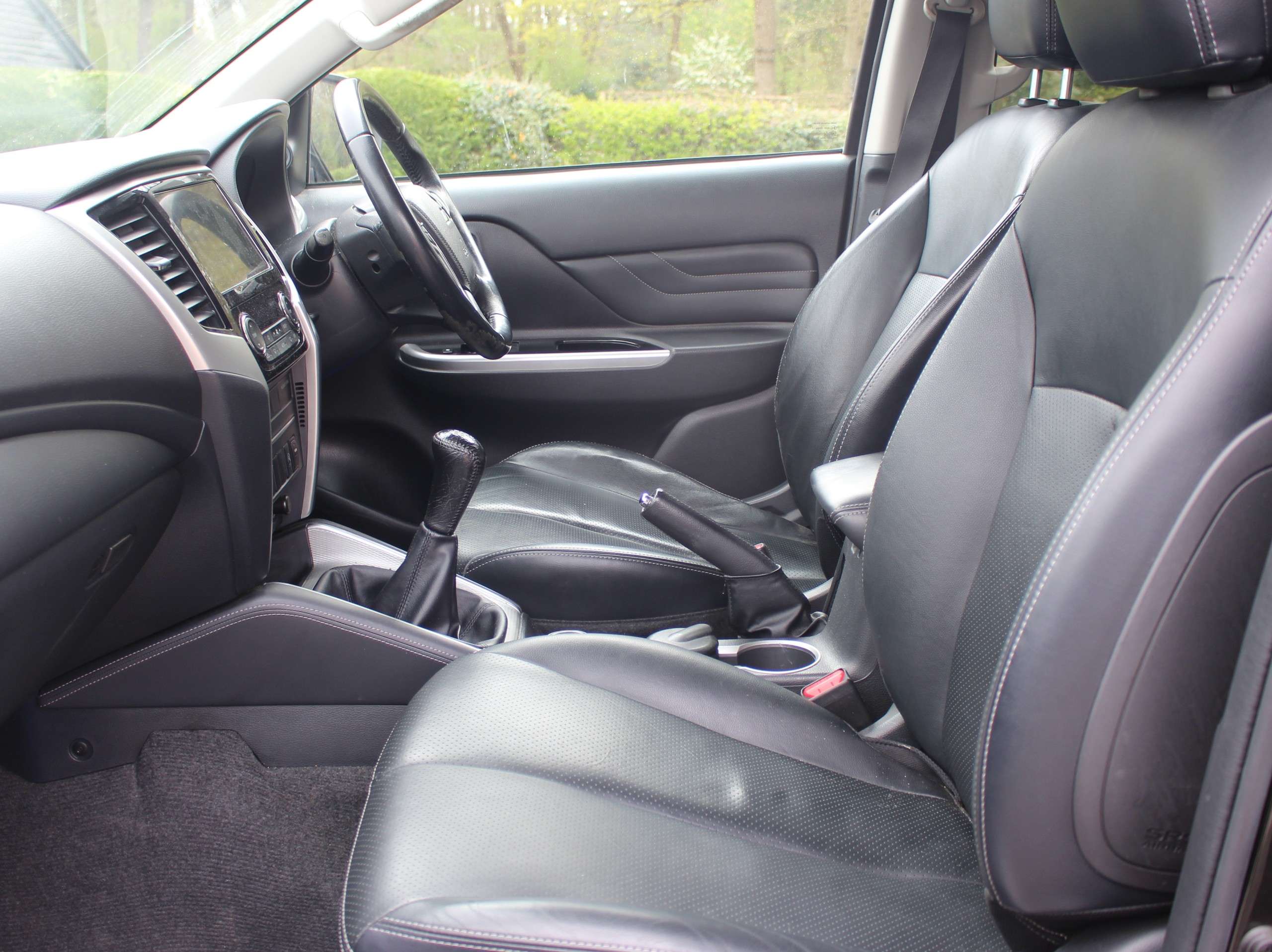 2021 MITSUBISHI L200 2021 MITSUBISHI L200