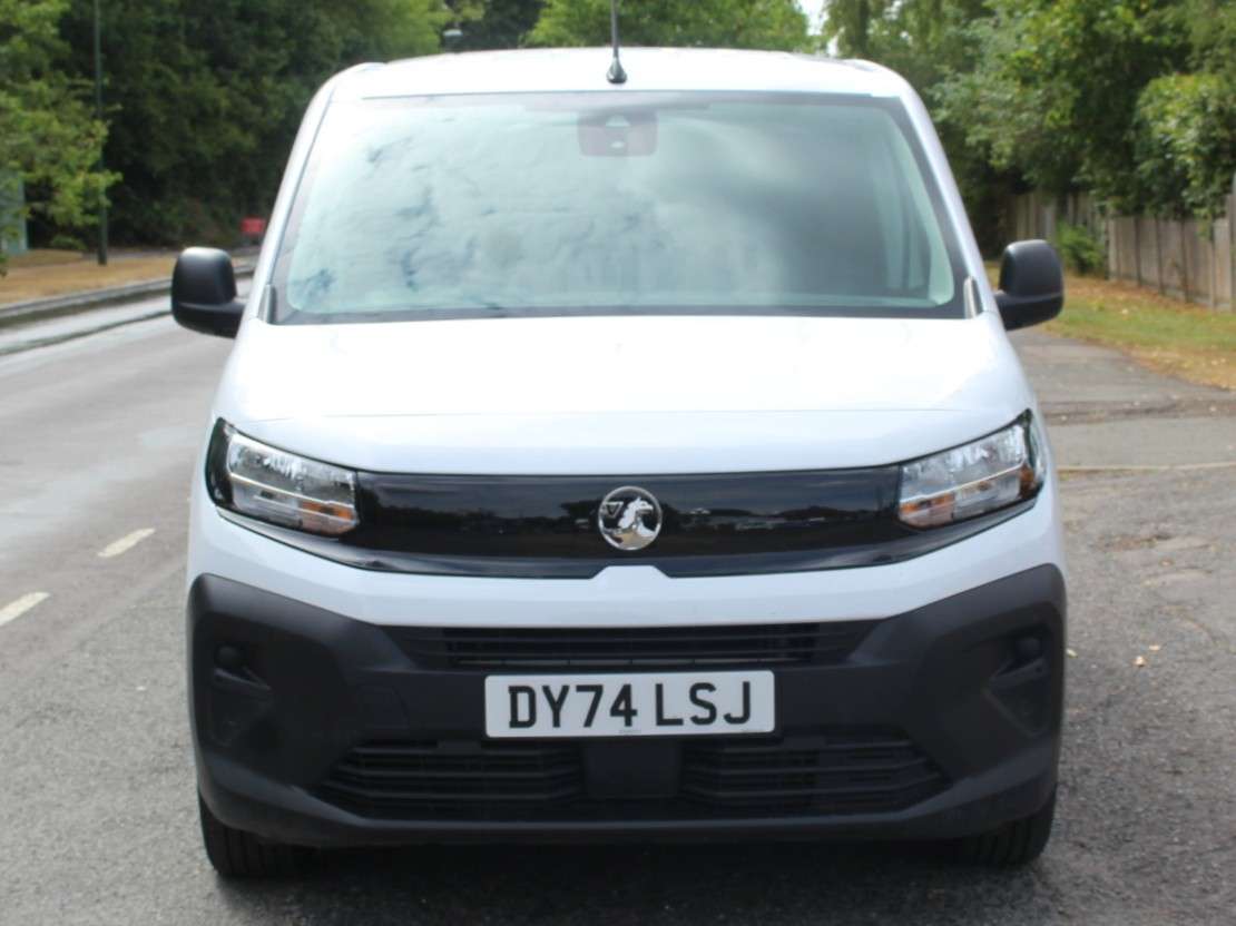 A 2024 VAUXHALL COMBO 1.5 Turbo D 2300 Prime XL L2H1 Panel Van 6dr Diesel Manual LWB Euro 6 (s/s) (100 ps) A 2024 VAUXHALL COMBO 1.5 Turbo D 2300 Prime XL L2H1 Panel Van 6dr Diesel Manual LWB Euro 6 (s/s) (100 ps)