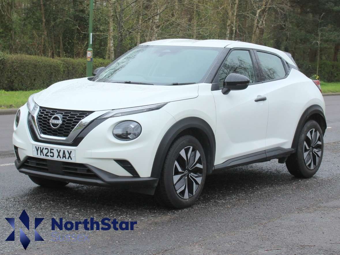 A 2025 NISSAN JUKE 1.0 DIG-T Acenta Premium SUV 5dr Petrol Manual Euro 6 (s/s) (114 ps) A 2025 NISSAN JUKE 1.0 DIG-T Acenta Premium SUV 5dr Petrol Manual Euro 6 (s/s) (114 ps)