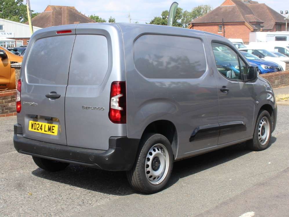 A 2024 CITROEN BERLINGO 1.5 BlueHDi 1000 Enterprise M Panel Van 5dr Diesel Manual SWB Euro 6 (s/s) (100 ps) A 2024 CITROEN BERLINGO 1.5 BlueHDi 1000 Enterprise M Panel Van 5dr Diesel Manual SWB Euro 6 (s/s) (100 ps)