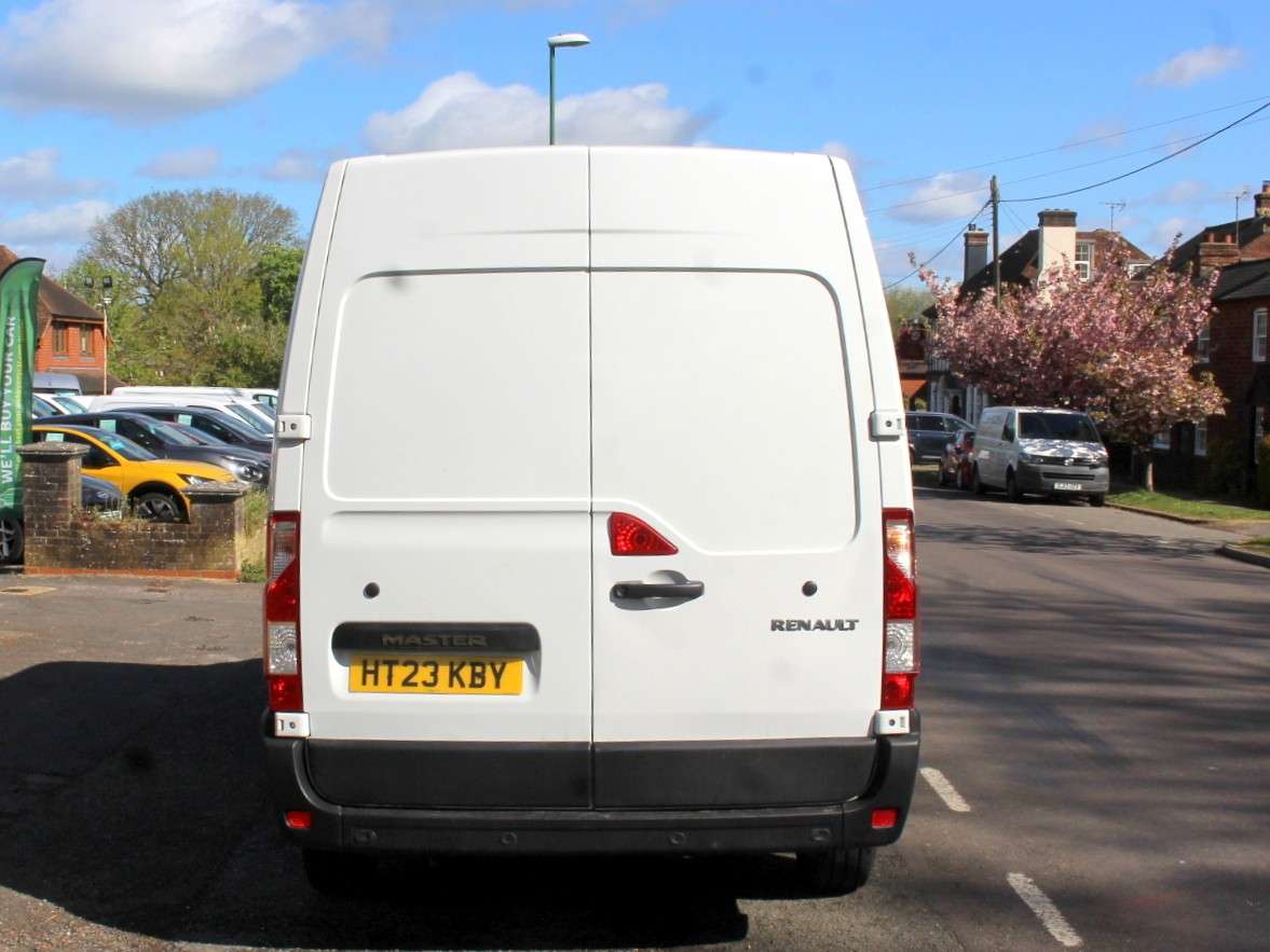 A 2023 RENAULT MASTER 2.3 dCi 35 Business+ Panel Van 4dr Diesel Manual FWD LWB Medium Roof Euro 6 (135 ps) A 2023 RENAULT MASTER 2.3 dCi 35 Business+ Panel Van 4dr Diesel Manual FWD LWB Medium Roof Euro 6 (135 ps)