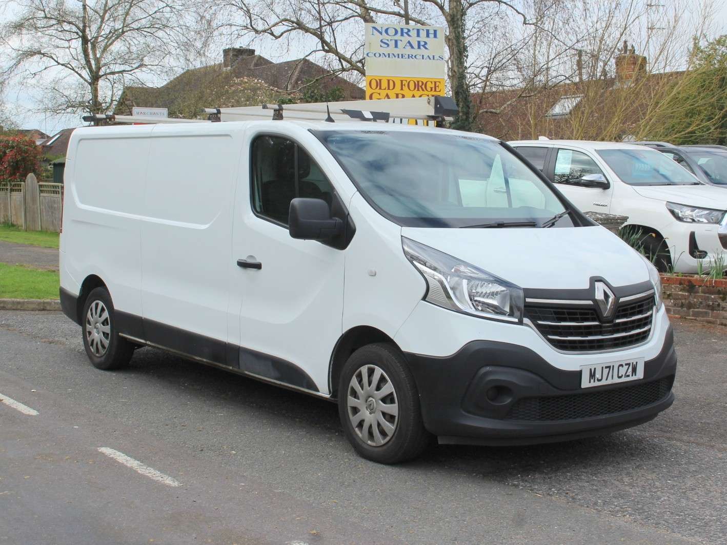 A 2021 RENAULT TRAFIC 2.0 dCi ENERGY 30 Business+ Panel Van 5dr Diesel Manual LWB Standard Roof Euro 6 (s/s) (120 ps) A 2021 RENAULT TRAFIC 2.0 dCi ENERGY 30 Business+ Panel Van 5dr Diesel Manual LWB Standard Roof Euro 6 (s/s) (120 ps)