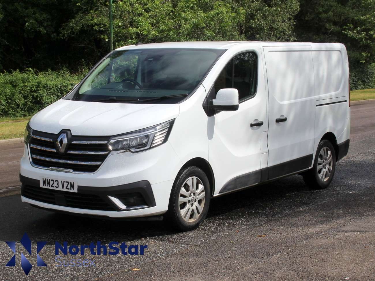 A 2023 RENAULT TRAFIC 2.0 dCi Blue SL28 Sport Panel Van 5dr Diesel Manual L1 H1 Euro 6 (s/s) (130 ps) A 2023 RENAULT TRAFIC 2.0 dCi Blue SL28 Sport Panel Van 5dr Diesel Manual L1 H1 Euro 6 (s/s) (130 ps)