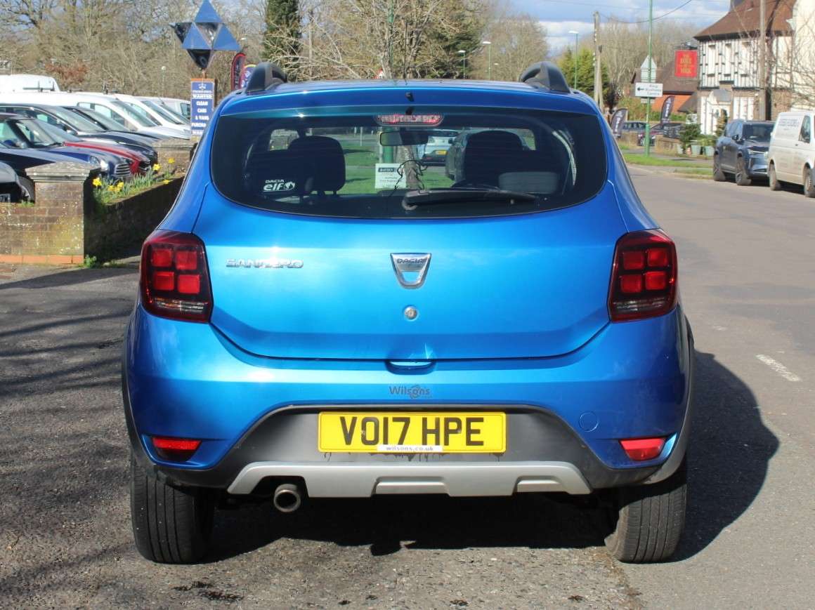 A 2017 DACIA SANDERO STEPWAY 1.5 dCi Ambiance Hatchback 5dr Diesel Manual Euro 6 (s/s) (90 ps) A 2017 DACIA SANDERO STEPWAY 1.5 dCi Ambiance Hatchback 5dr Diesel Manual Euro 6 (s/s) (90 ps)