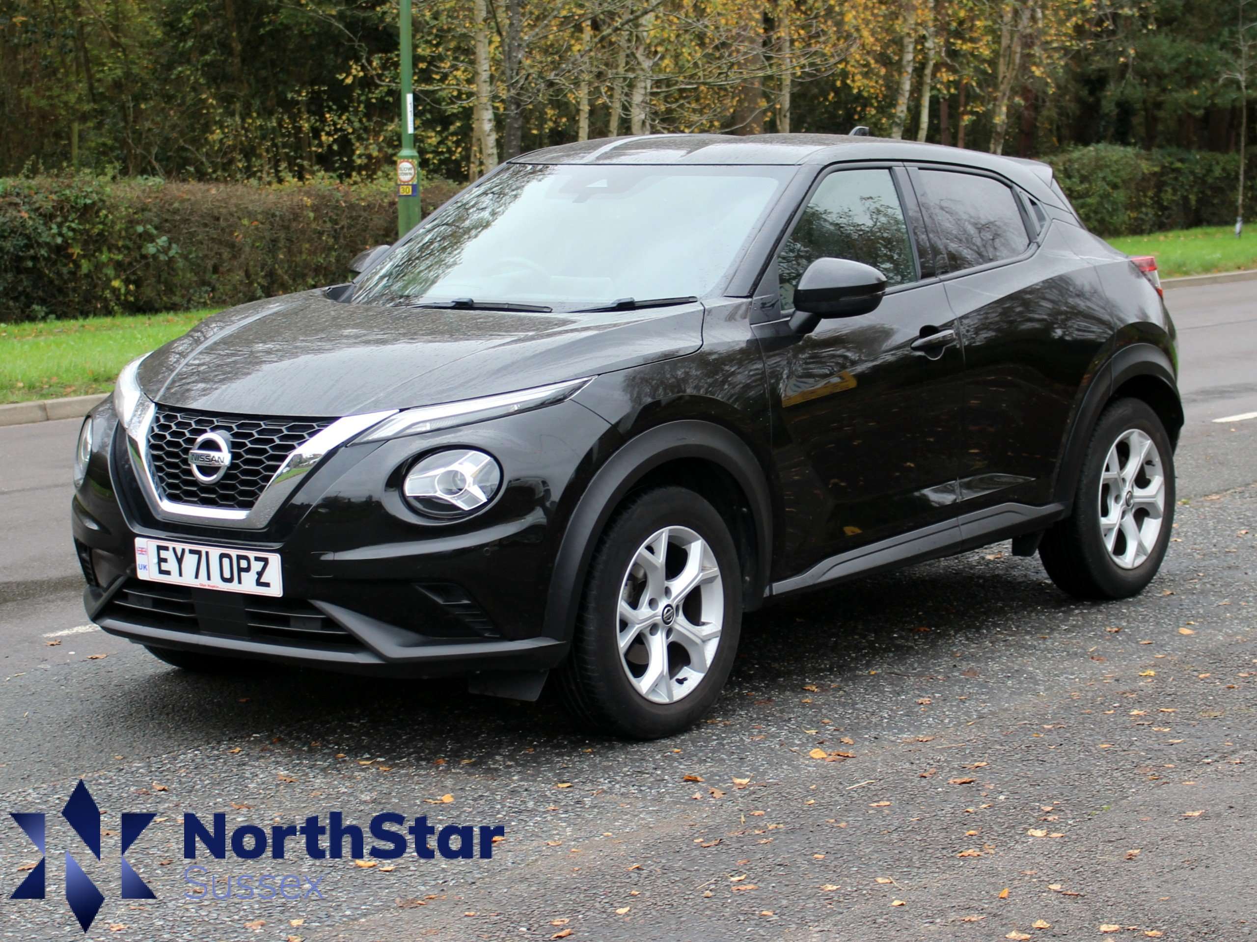 A 2021 NISSAN JUKE 1.0 DIG-T N-Connecta SUV 5dr Petrol Manual Euro 6 (s/s) (114 ps) A 2021 NISSAN JUKE 1.0 DIG-T N-Connecta SUV 5dr Petrol Manual Euro 6 (s/s) (114 ps)