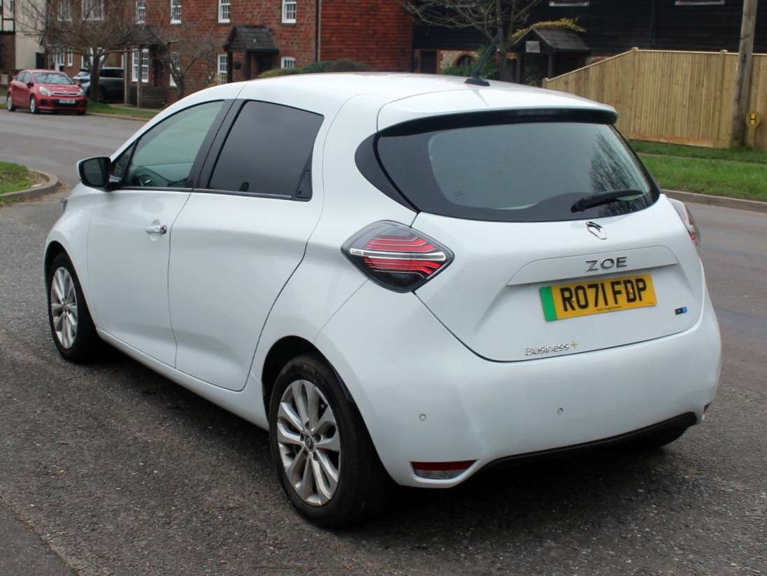 A 2021 RENAULT ZOE R110 EV50 52kWh Business+ Car Derived Van 5dr Electric Auto (Rapid Charge) (107 bhp) A 2021 RENAULT ZOE R110 EV50 52kWh Business+ Car Derived Van 5dr Electric Auto (Rapid Charge) (107 bhp)