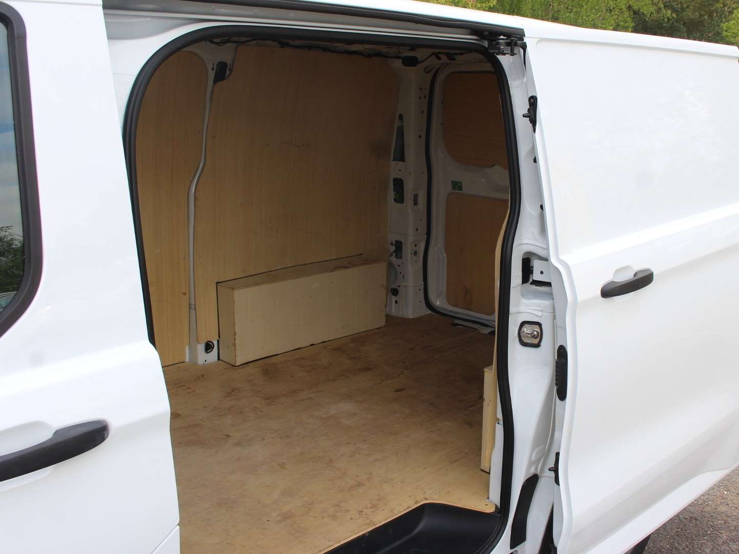 2025 FORD TRANSIT CUSTOM 2025 FORD TRANSIT CUSTOM