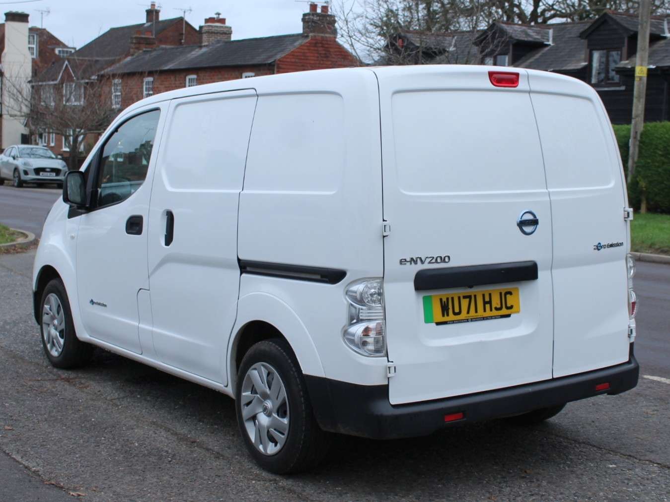 A 2021 NISSAN E-NV200 40kWh Acenta Panel Van 5dr Electric Auto SWB (Quick Charge) (109 ps) A 2021 NISSAN E-NV200 40kWh Acenta Panel Van 5dr Electric Auto SWB (Quick Charge) (109 ps)