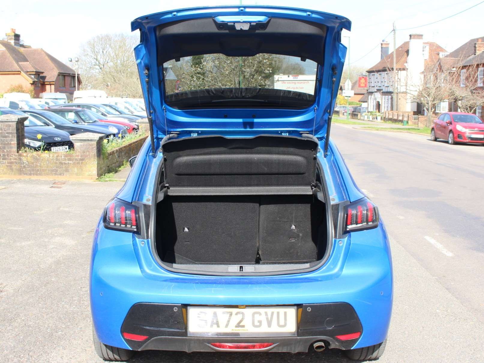 2022 PEUGEOT 208 2022 PEUGEOT 208