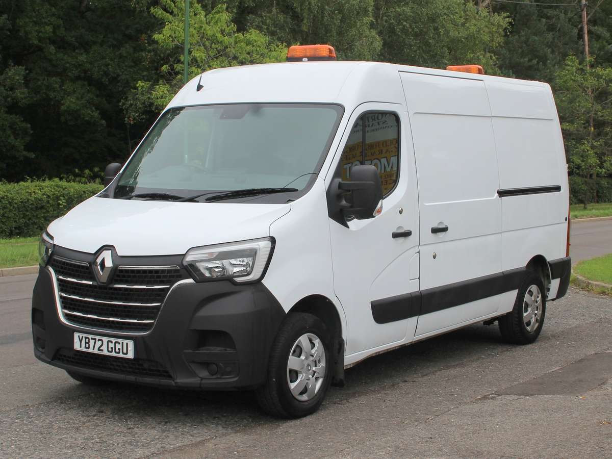 Check out this Renault Master 2022 Diesel Manual