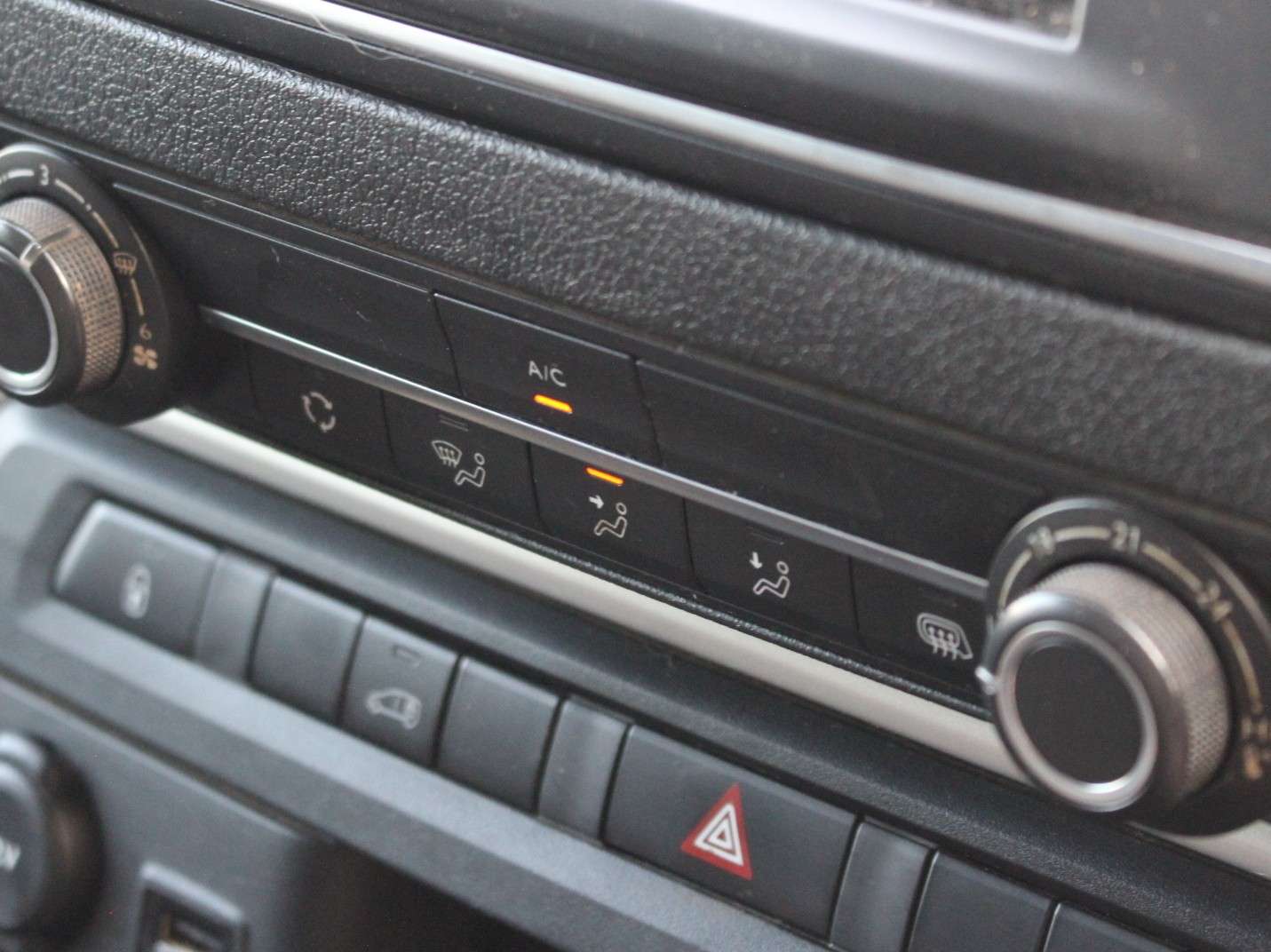 2022 VAUXHALL VIVARO 2022 VAUXHALL VIVARO