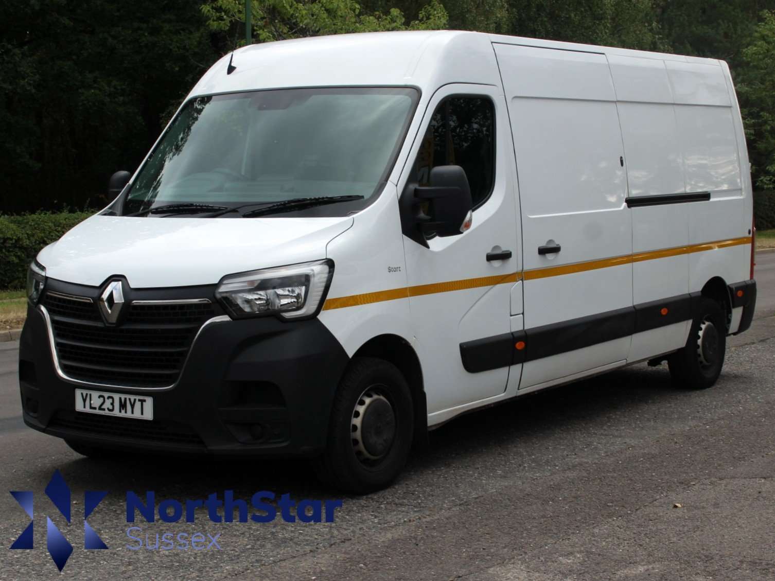 A 2023 RENAULT MASTER 2.3 dCi 35 Start Panel Van 4dr Diesel Manual FWD LWB Medium Roof Euro 6 (135 ps) A 2023 RENAULT MASTER 2.3 dCi 35 Start Panel Van 4dr Diesel Manual FWD LWB Medium Roof Euro 6 (135 ps)