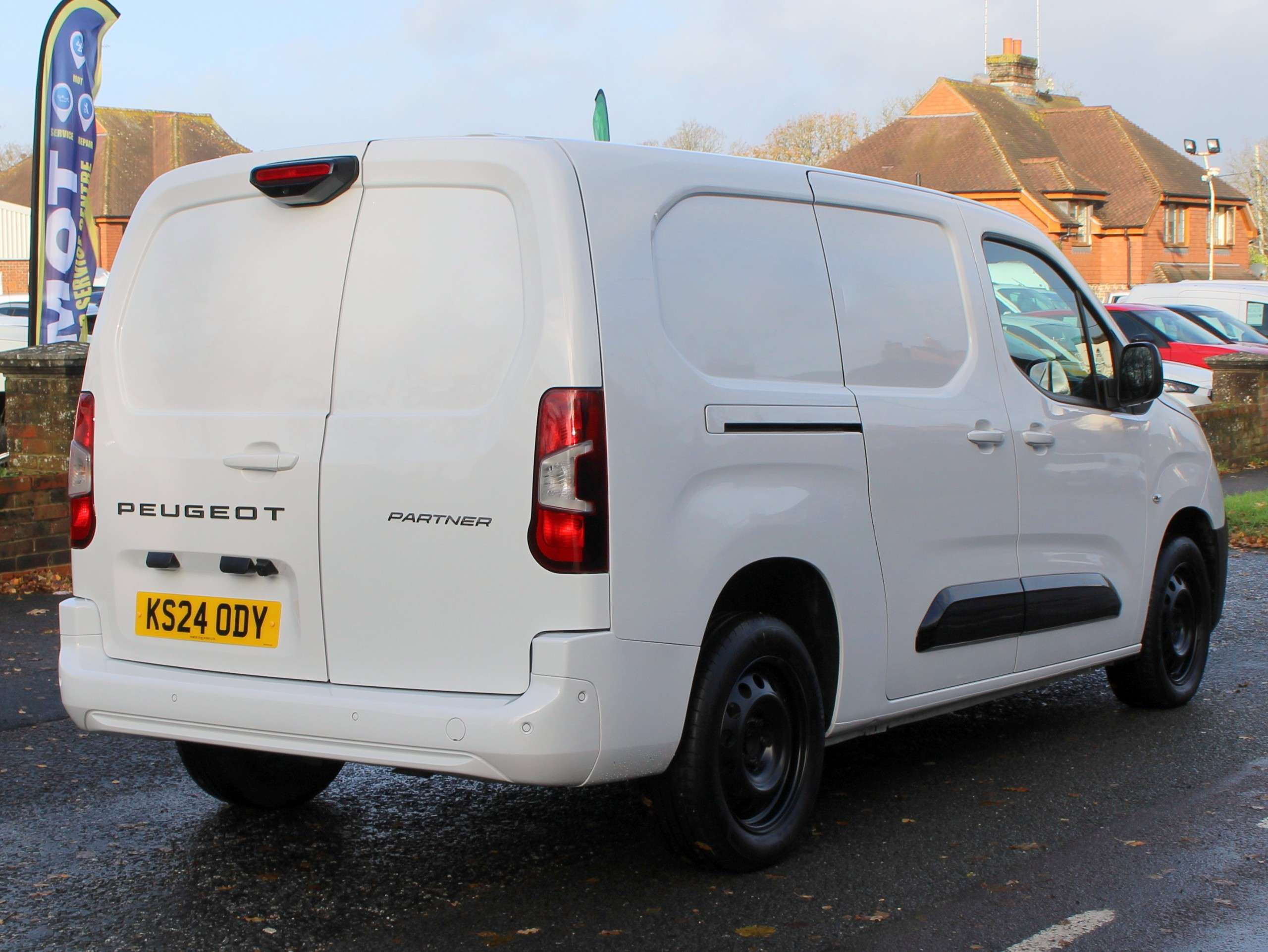 2024 PEUGEOT PARTNER 2024 PEUGEOT PARTNER