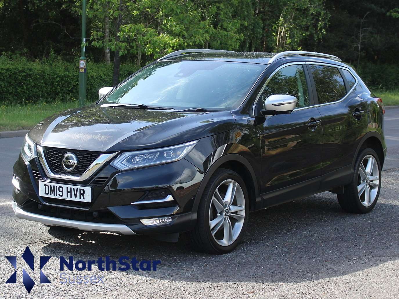 A 2019 NISSAN QASHQAI 1.3 DIG-T N-Motion SUV 5dr Petrol Manual Euro 6 (s/s) (140 ps) A 2019 NISSAN QASHQAI 1.3 DIG-T N-Motion SUV 5dr Petrol Manual Euro 6 (s/s) (140 ps)