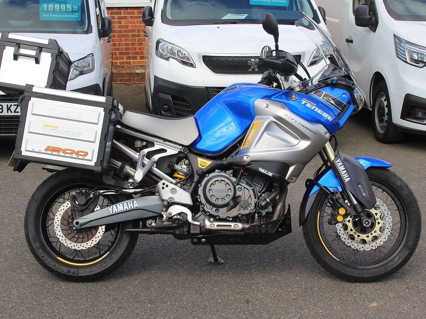 A 2010 YAMAHA XT 1200 Z Super Tenere A 2010 YAMAHA XT 1200 Z Super Tenere
