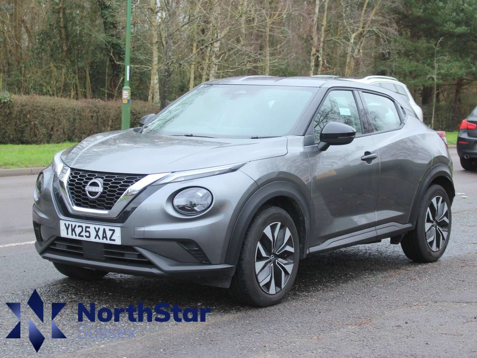 A 2025 NISSAN JUKE 1.0 DIG-T Acenta Premium SUV 5dr Petrol Manual Euro 6 (s/s) (114 ps) A 2025 NISSAN JUKE 1.0 DIG-T Acenta Premium SUV 5dr Petrol Manual Euro 6 (s/s) (114 ps)