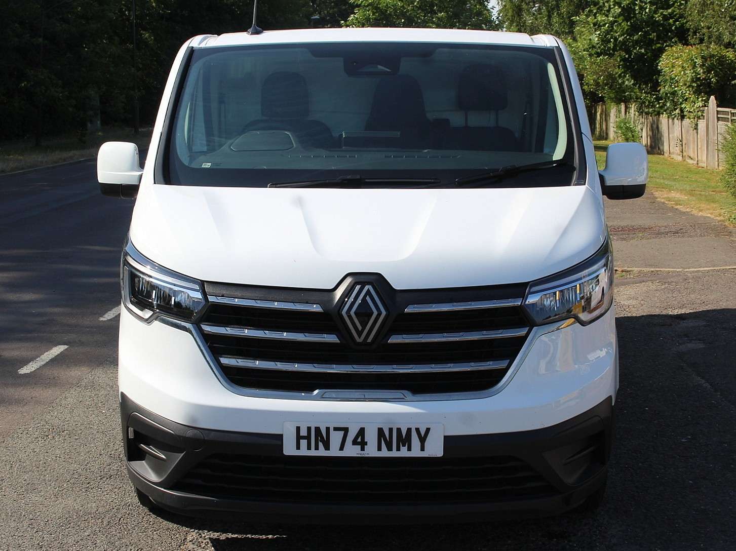 A 2024 RENAULT TRAFIC 2.0 dCi Blue LL30 Advance Panel Van 5dr Diesel Manual L2 H1 Euro 6 (s/s) (130 ps) A 2024 RENAULT TRAFIC 2.0 dCi Blue LL30 Advance Panel Van 5dr Diesel Manual L2 H1 Euro 6 (s/s) (130 ps)