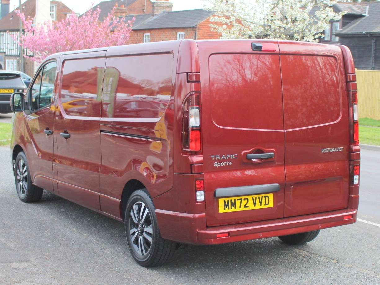 A 2022 RENAULT TRAFIC 2.0 dCi Blue LL30 Sport+ Panel Van 5dr Diesel Manual L2 H1 Euro 6 (s/s) (150 ps) A 2022 RENAULT TRAFIC 2.0 dCi Blue LL30 Sport+ Panel Van 5dr Diesel Manual L2 H1 Euro 6 (s/s) (150 ps)