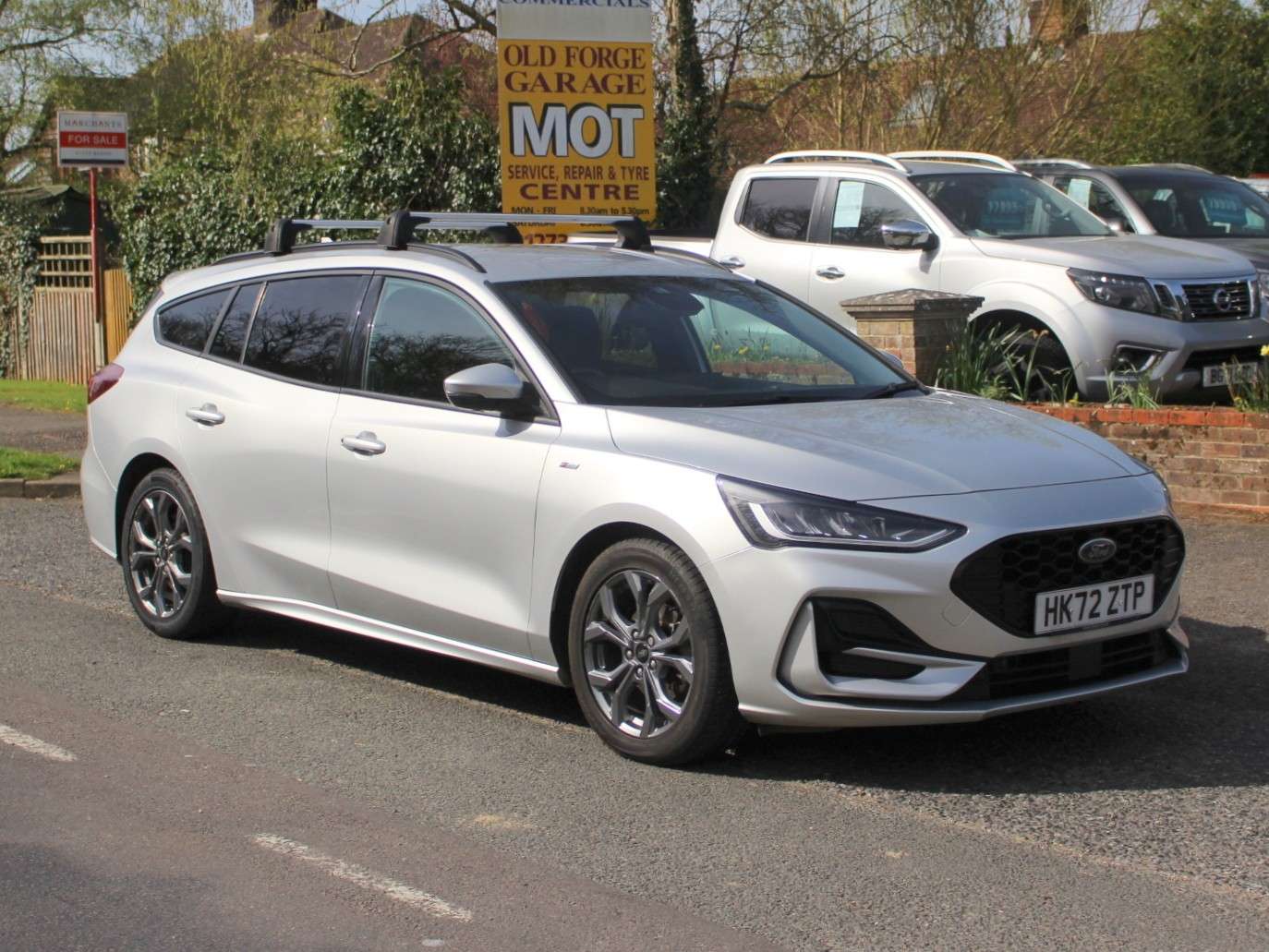 A 2023 FORD FOCUS 1.0T EcoBoost MHEV ST-Line Edition Estate 5dr Petrol Manual Euro 6 (s/s) (155 ps) A 2023 FORD FOCUS 1.0T EcoBoost MHEV ST-Line Edition Estate 5dr Petrol Manual Euro 6 (s/s) (155 ps)