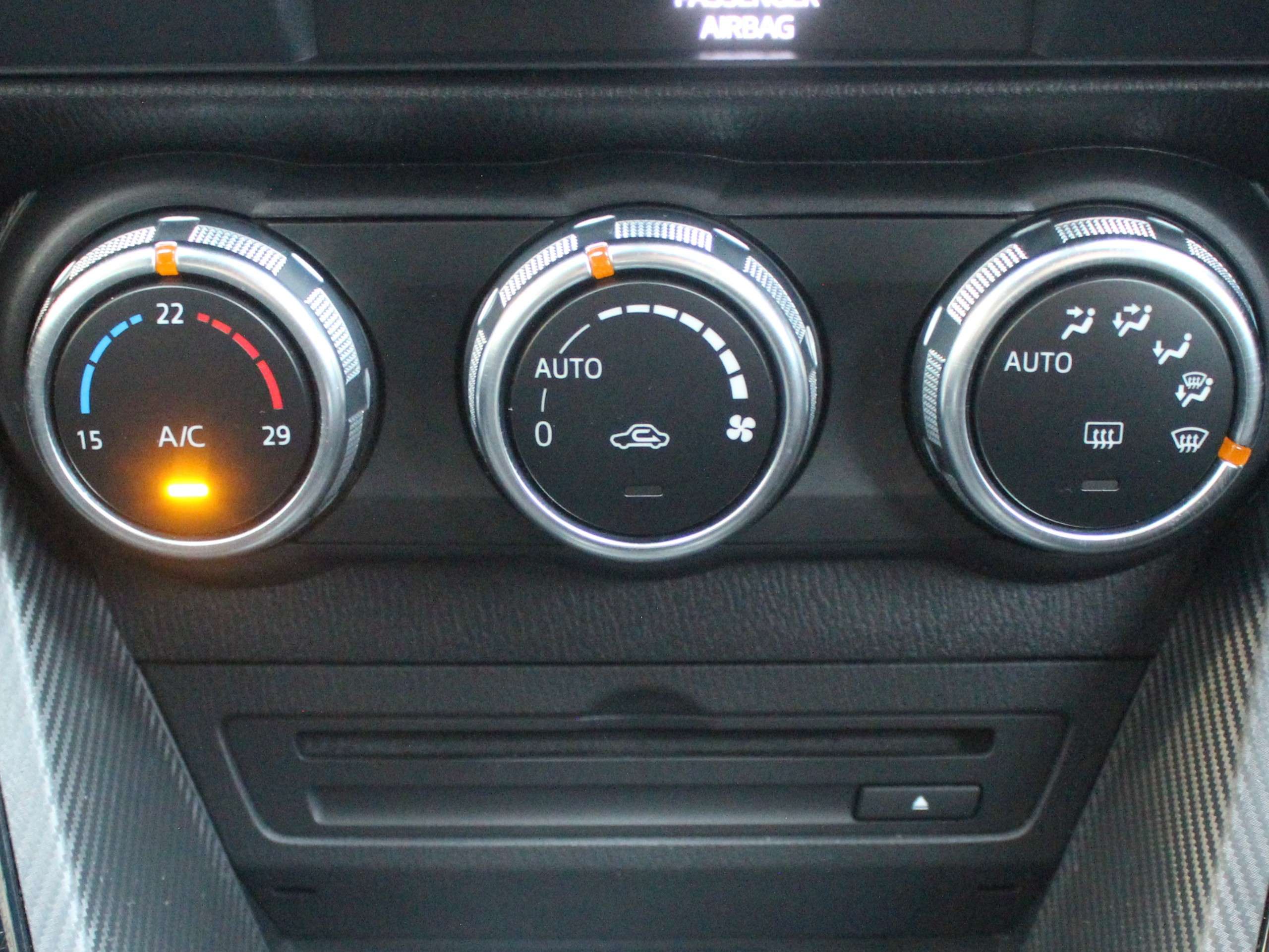 2018 MAZDA MAZDA 2 2018 MAZDA MAZDA 2