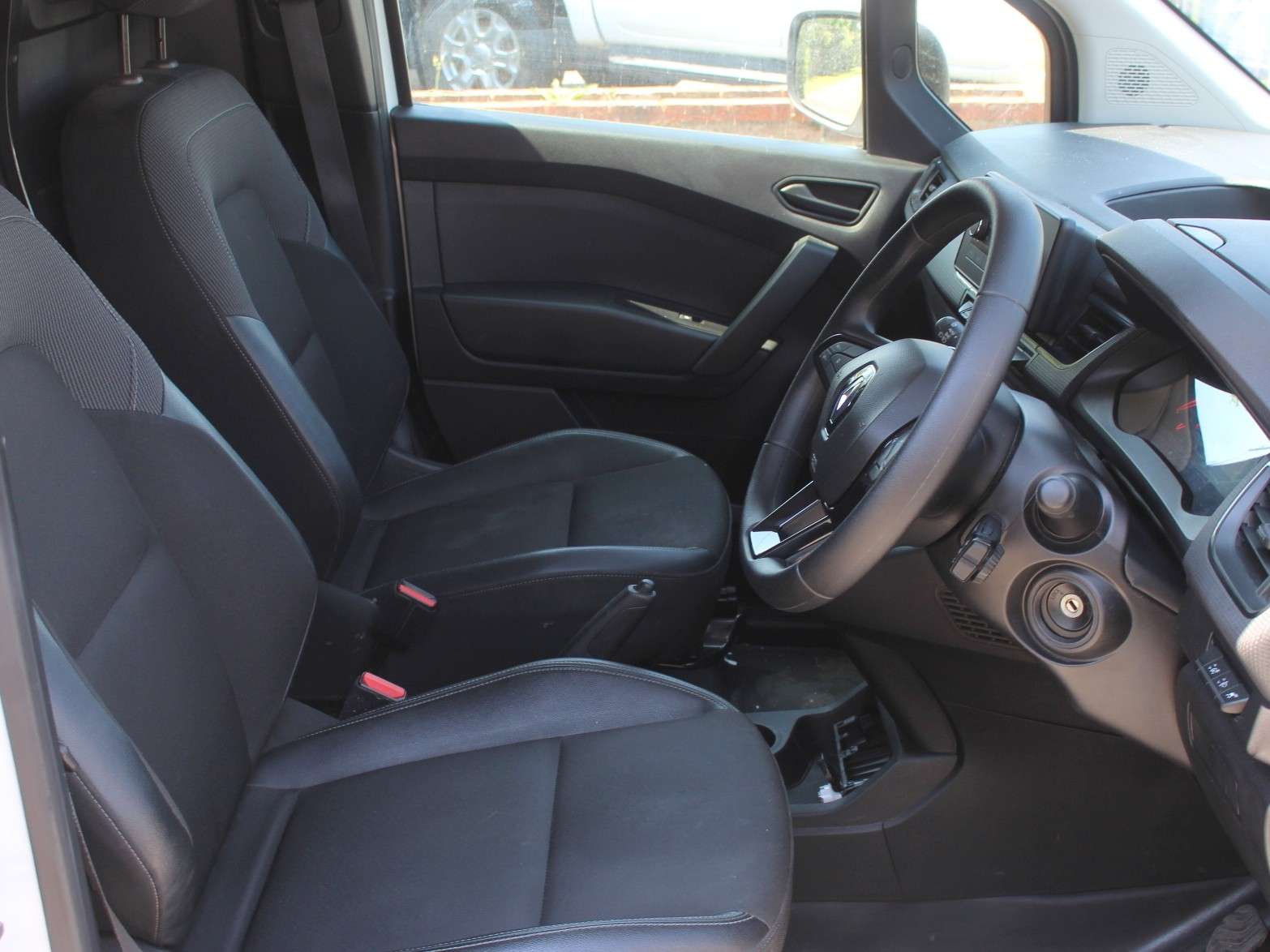 2023 RENAULT KANGOO 2023 RENAULT KANGOO