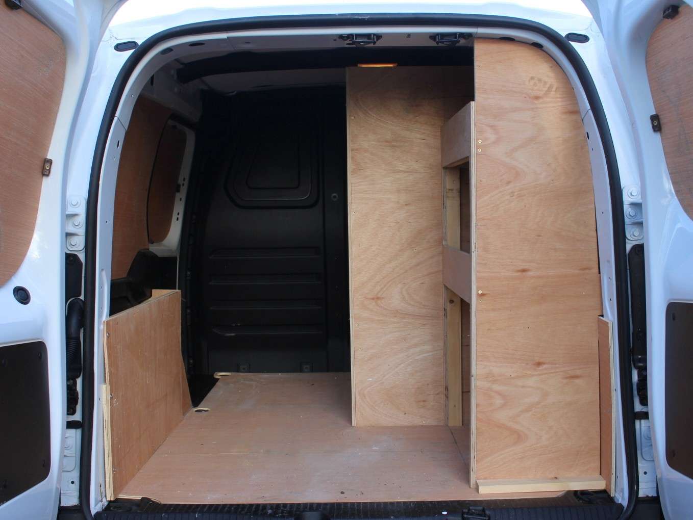 2024 RENAULT KANGOO 2024 RENAULT KANGOO