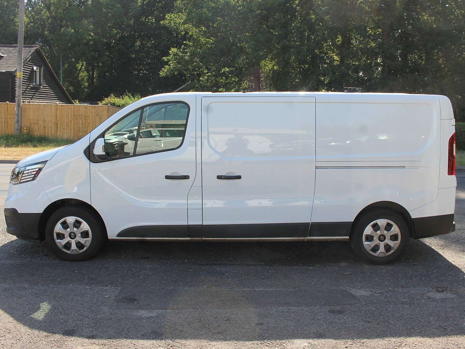 2024 RENAULT TRAFIC 2024 RENAULT TRAFIC