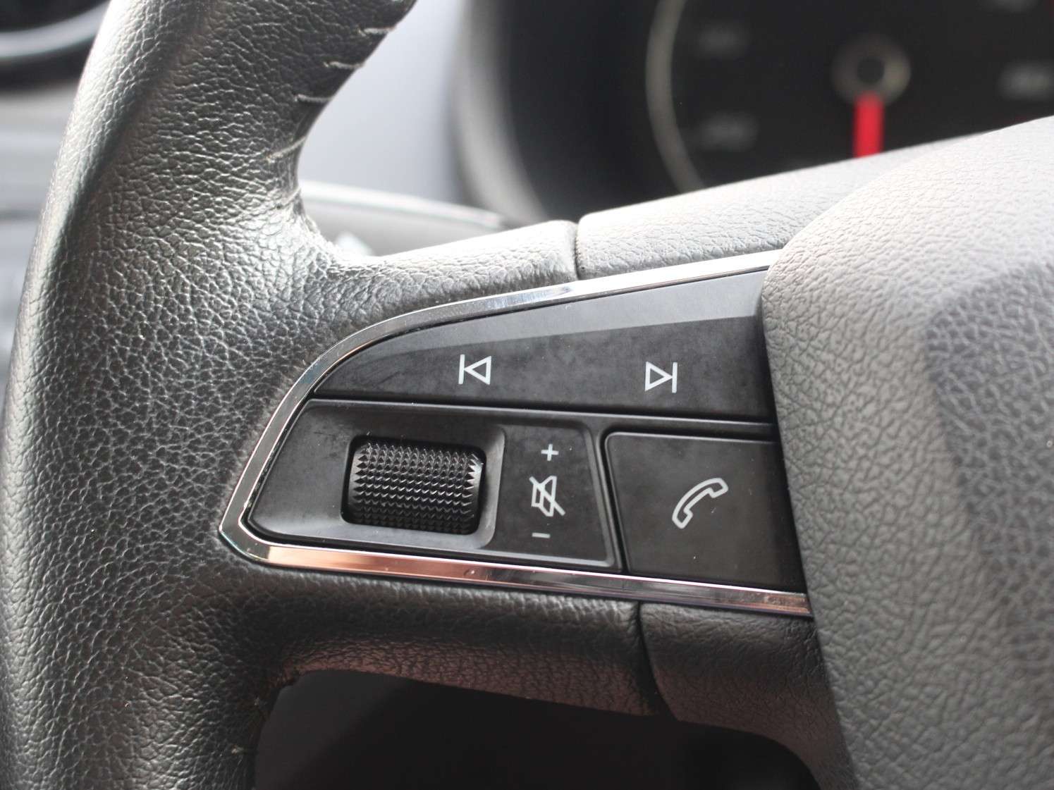 2017 SEAT IBIZA 2017 SEAT IBIZA