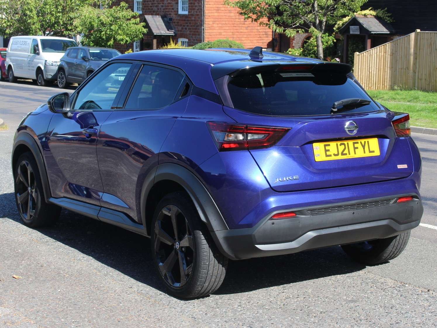 A 2021 NISSAN JUKE 1.0 DIG-T Tekna SUV 5dr Petrol Manual Euro 6 (s/s) (114 ps) A 2021 NISSAN JUKE 1.0 DIG-T Tekna SUV 5dr Petrol Manual Euro 6 (s/s) (114 ps)