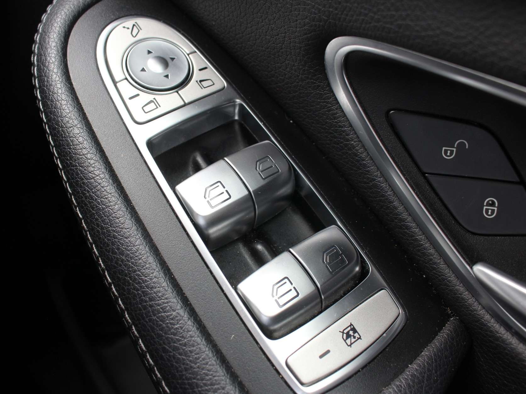 2019 MERCEDES-BENZ C CLASS 2019 MERCEDES-BENZ C CLASS
