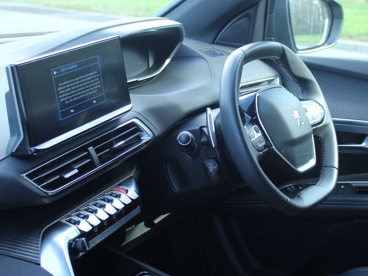 2023 PEUGEOT 3008 2023 PEUGEOT 3008