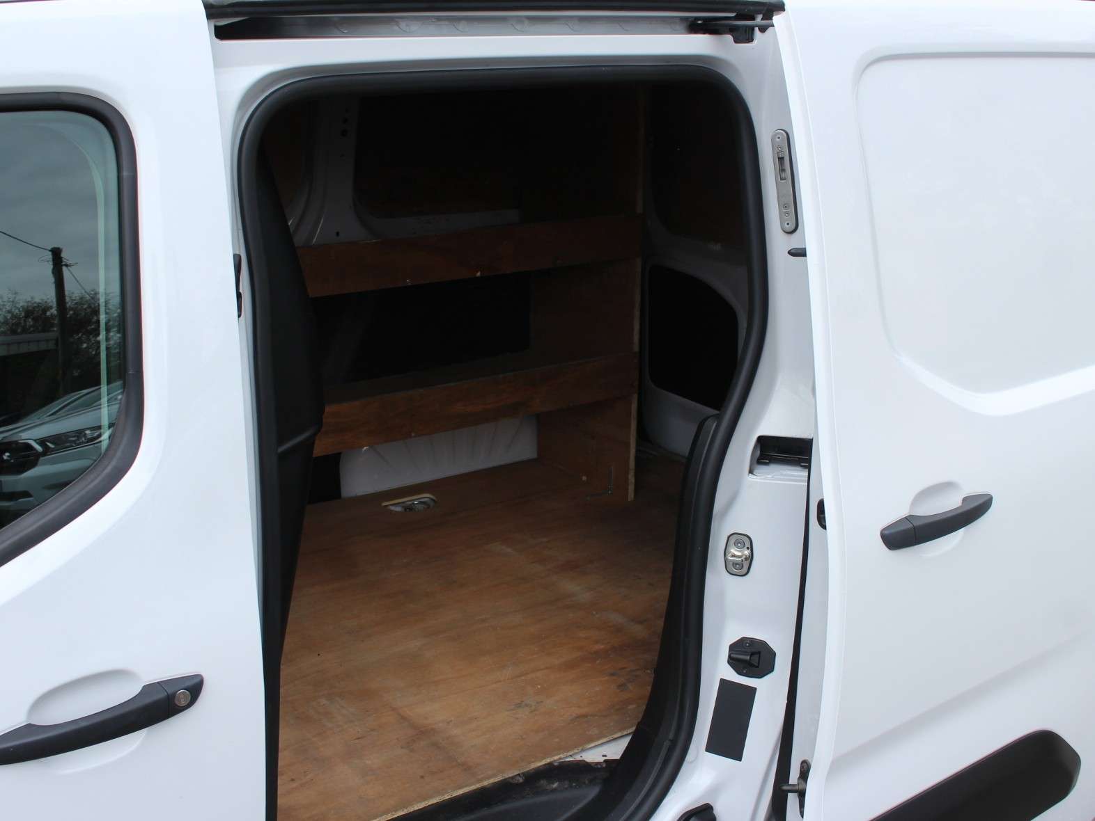 2024 VAUXHALL COMBO 2024 VAUXHALL COMBO