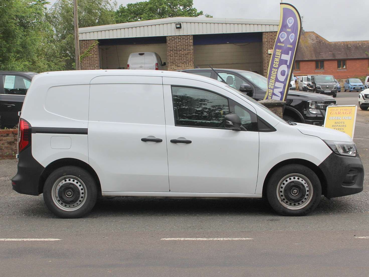 2024 RENAULT KANGOO 2024 RENAULT KANGOO