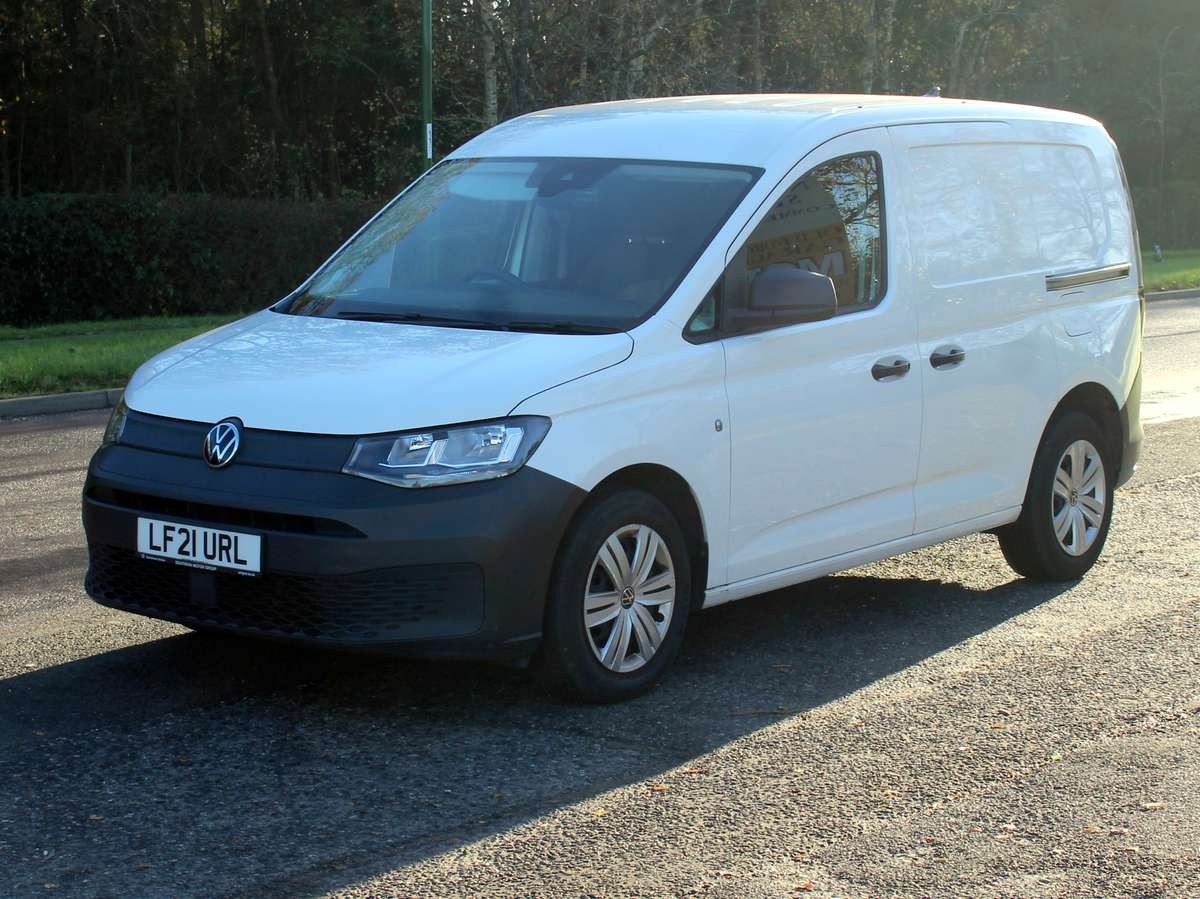 Check out this Volkswagen Caddy 2021 Diesel Manual
