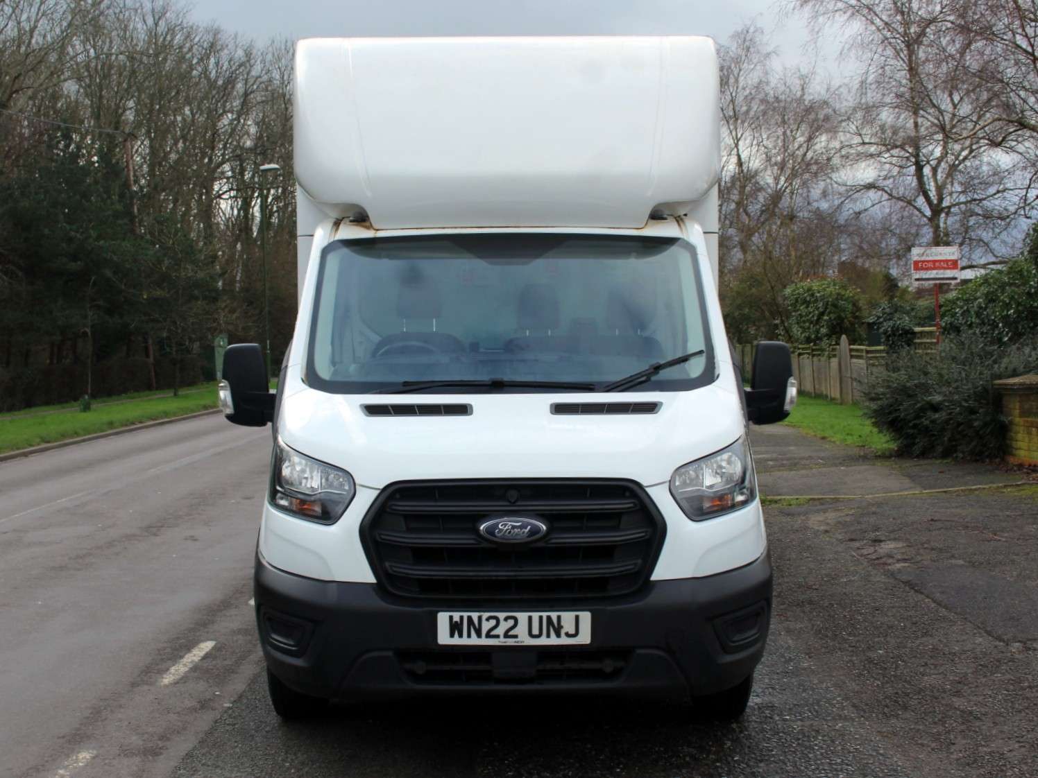 A 2022 FORD TRANSIT 2.0 350 EcoBlue Leader Luton 2dr Diesel DRWl RWD L3 Euro 6 (s/s) (130 ps) A 2022 FORD TRANSIT 2.0 350 EcoBlue Leader Luton 2dr Diesel DRWl RWD L3 Euro 6 (s/s) (130 ps)