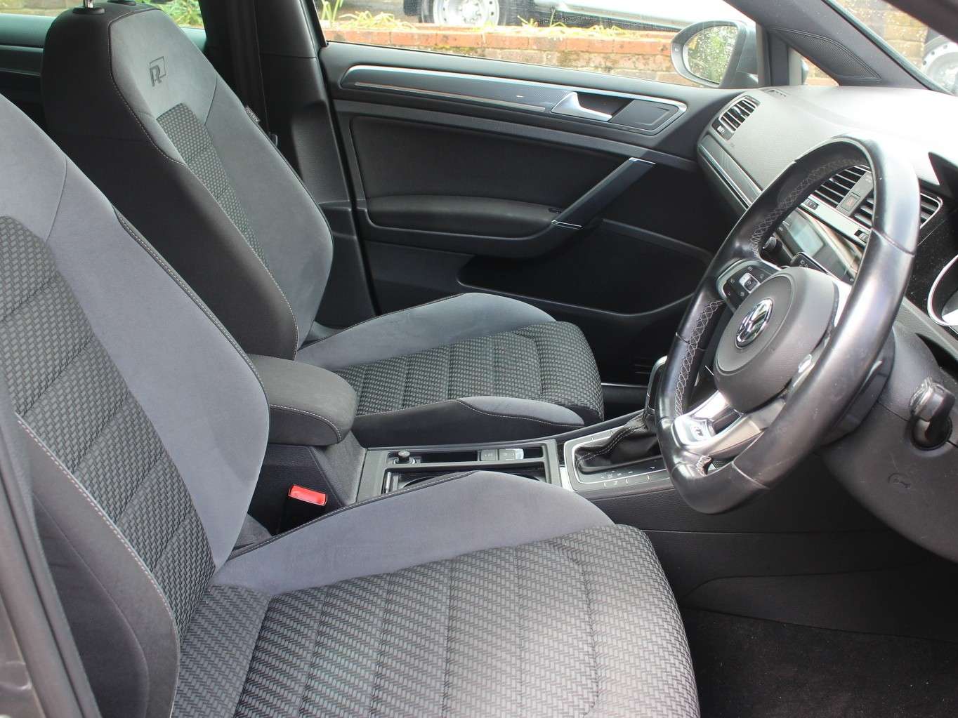 2019 VOLKSWAGEN GOLF 2019 VOLKSWAGEN GOLF