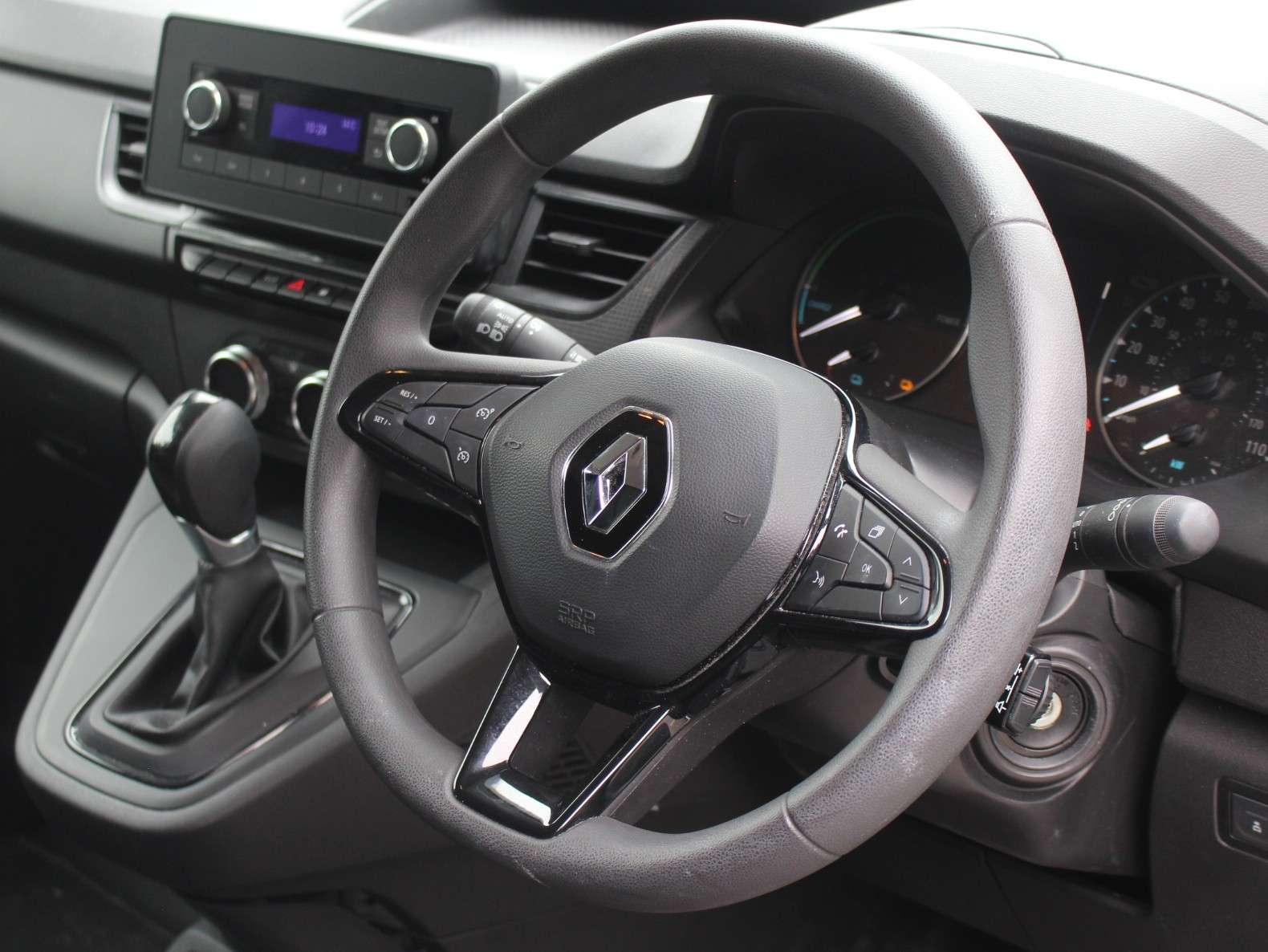 2024 RENAULT KANGOO 2024 RENAULT KANGOO