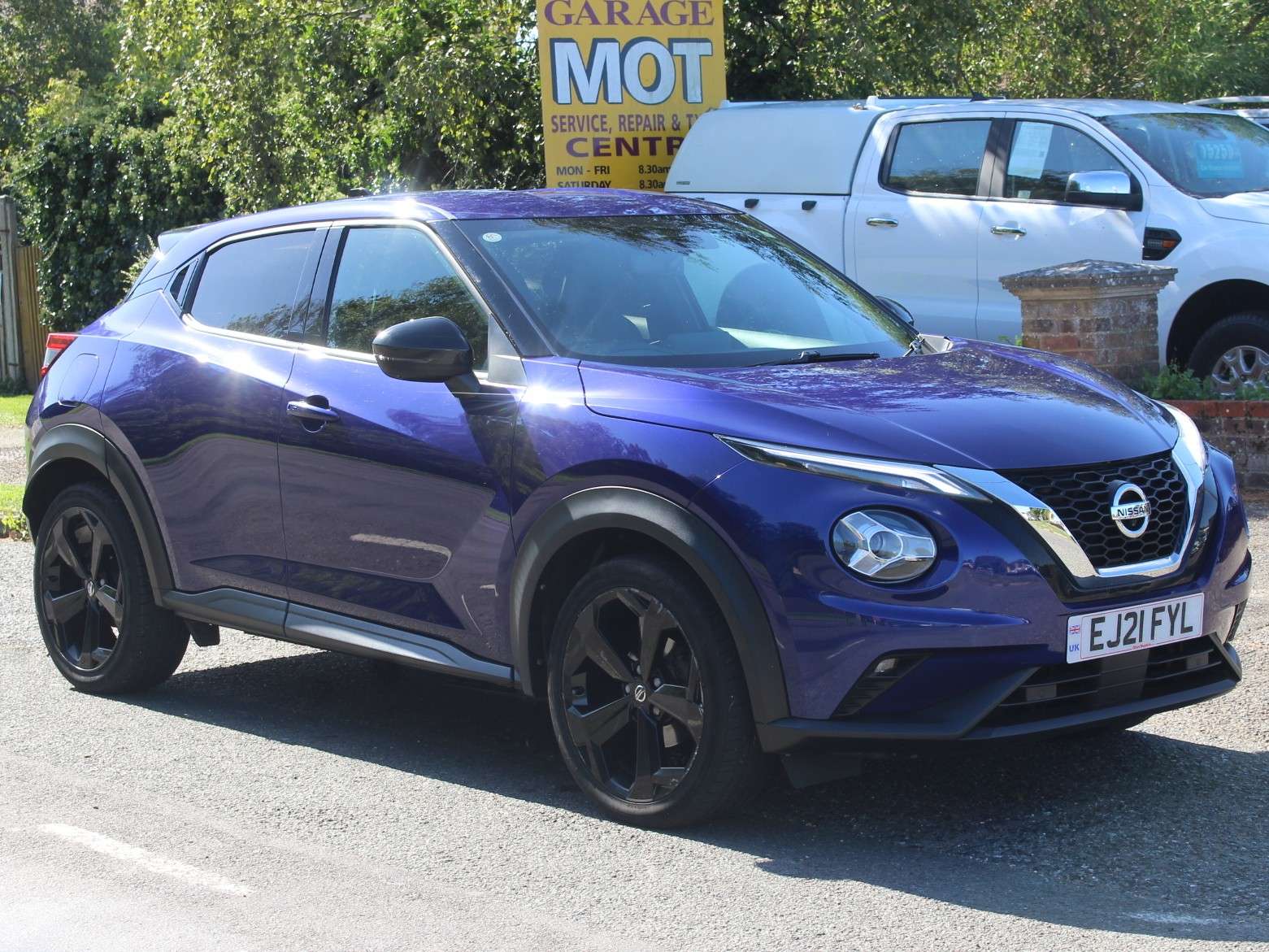 A 2021 NISSAN JUKE 1.0 DIG-T Tekna SUV 5dr Petrol Manual Euro 6 (s/s) (114 ps) A 2021 NISSAN JUKE 1.0 DIG-T Tekna SUV 5dr Petrol Manual Euro 6 (s/s) (114 ps)
