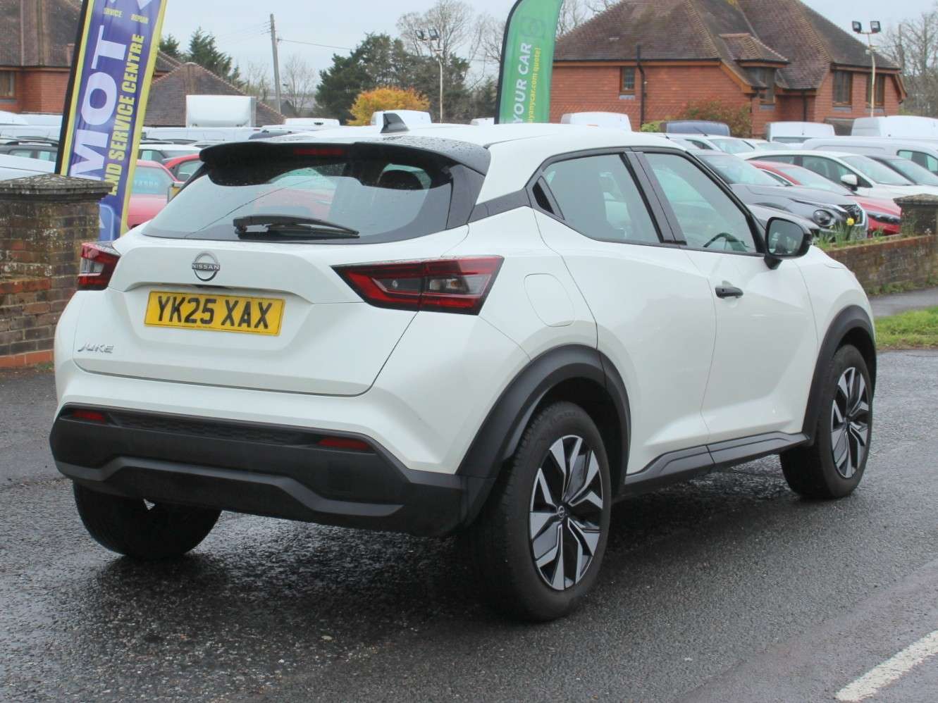 A 2025 NISSAN JUKE 1.0 DIG-T Acenta Premium SUV 5dr Petrol Manual Euro 6 (s/s) (114 ps) A 2025 NISSAN JUKE 1.0 DIG-T Acenta Premium SUV 5dr Petrol Manual Euro 6 (s/s) (114 ps)