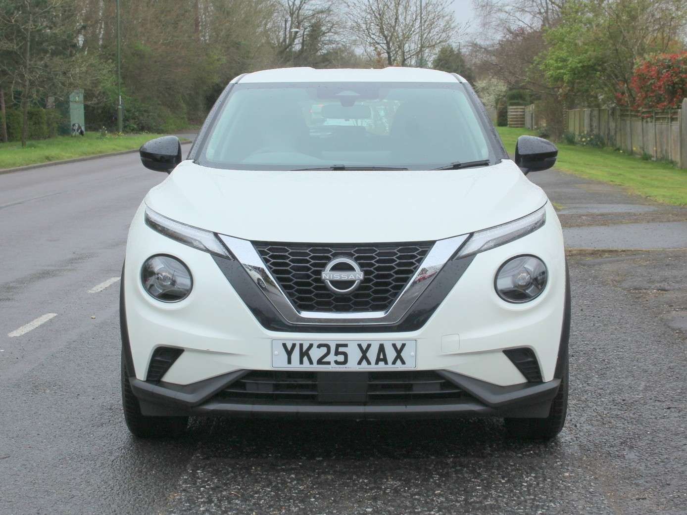 A 2025 NISSAN JUKE 1.0 DIG-T Acenta Premium SUV 5dr Petrol Manual Euro 6 (s/s) (114 ps) A 2025 NISSAN JUKE 1.0 DIG-T Acenta Premium SUV 5dr Petrol Manual Euro 6 (s/s) (114 ps)