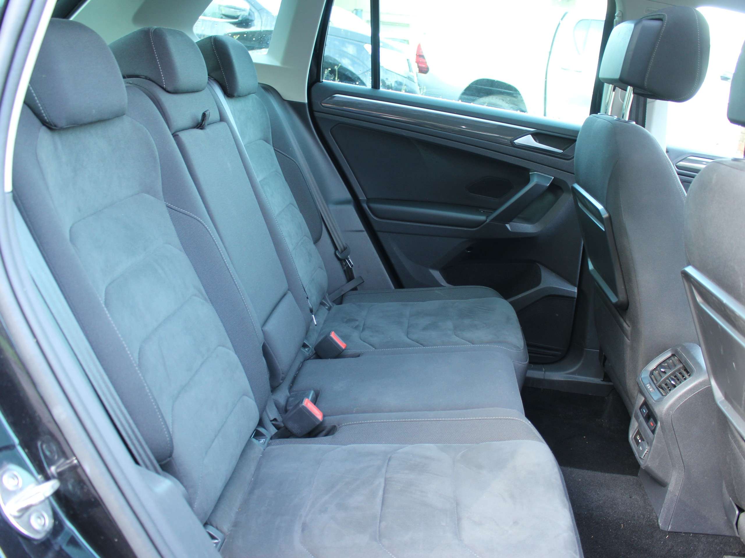 2019 VOLKSWAGEN TIGUAN 2019 VOLKSWAGEN TIGUAN