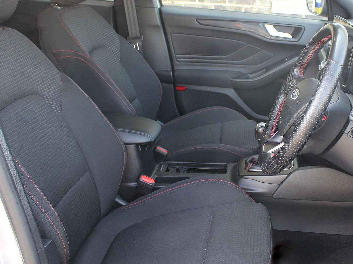2023 FORD FOCUS 2023 FORD FOCUS