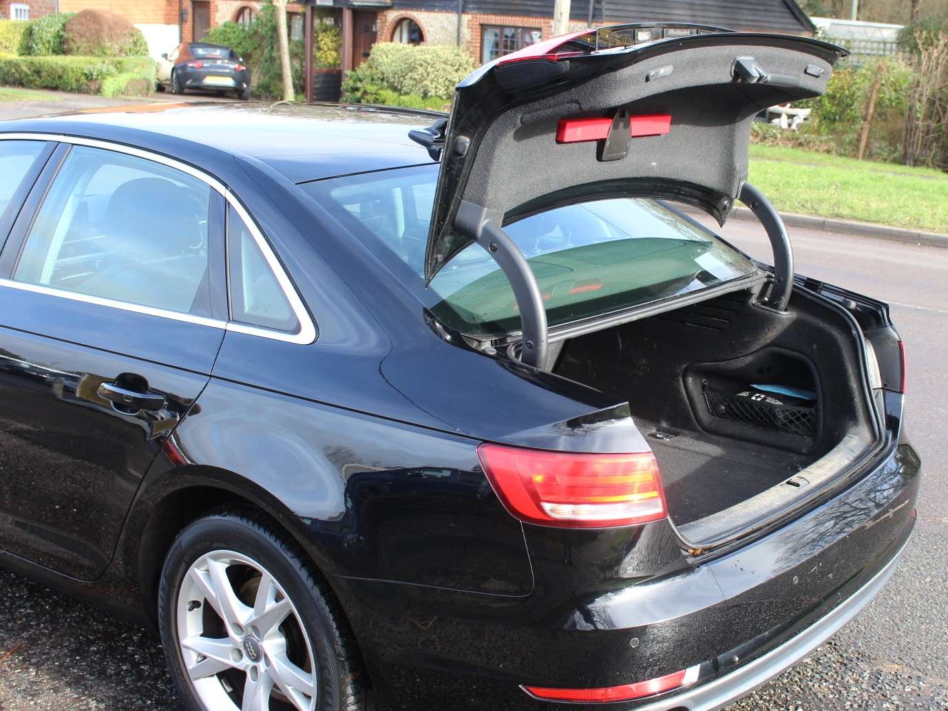 2018 AUDI A4 2018 AUDI A4